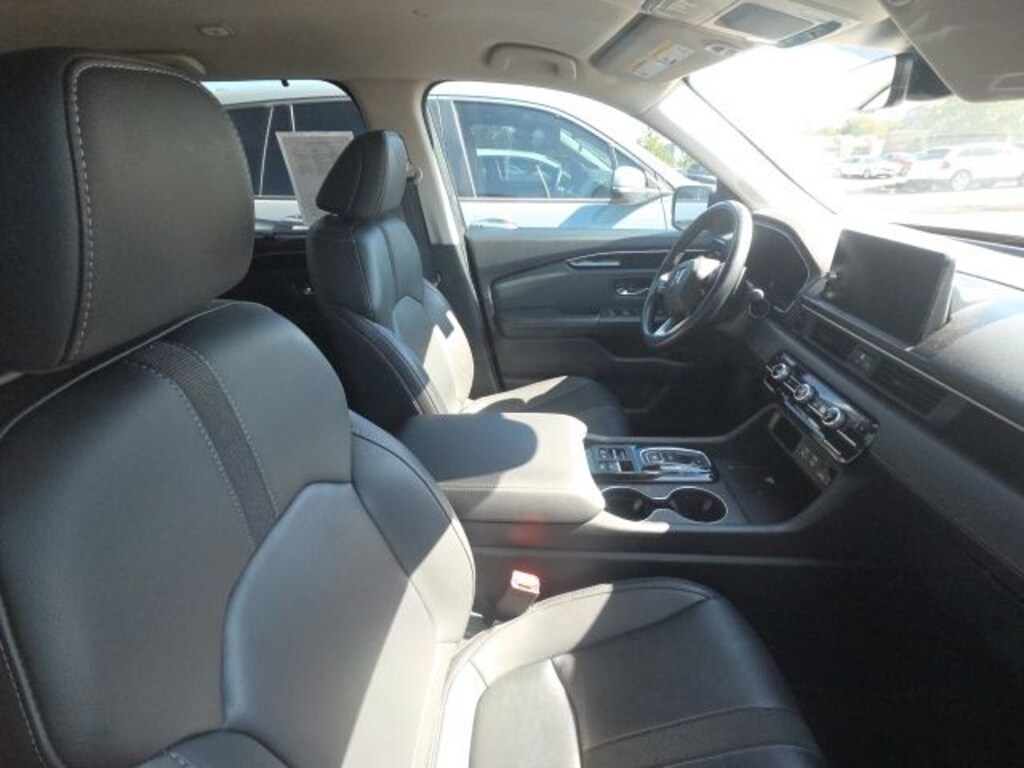 Used 2025 Honda Pilot EX-L SUV