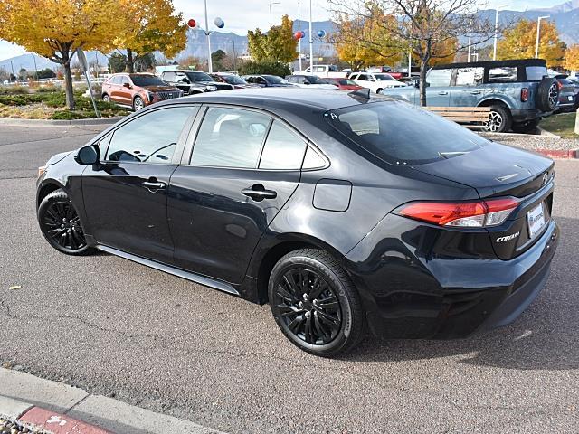 2023 Toyota Corolla LE photo 3