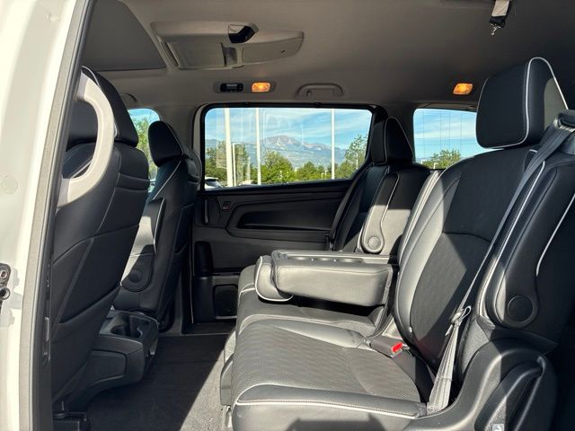 2023 Honda Odyssey Elite - Photo 11