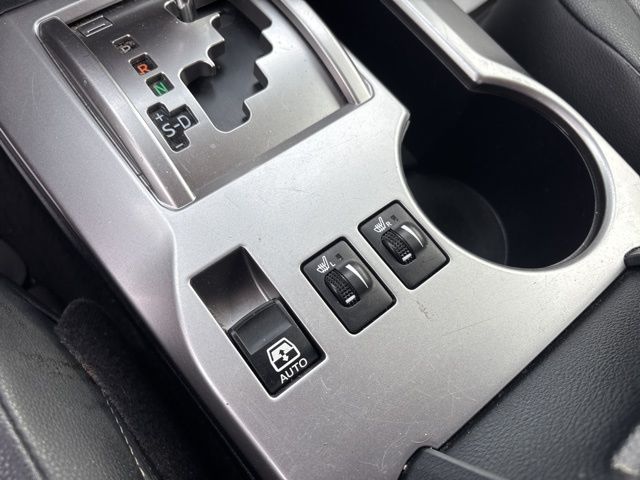 2021 Toyota 4Runner SR5 Premium - Photo 16