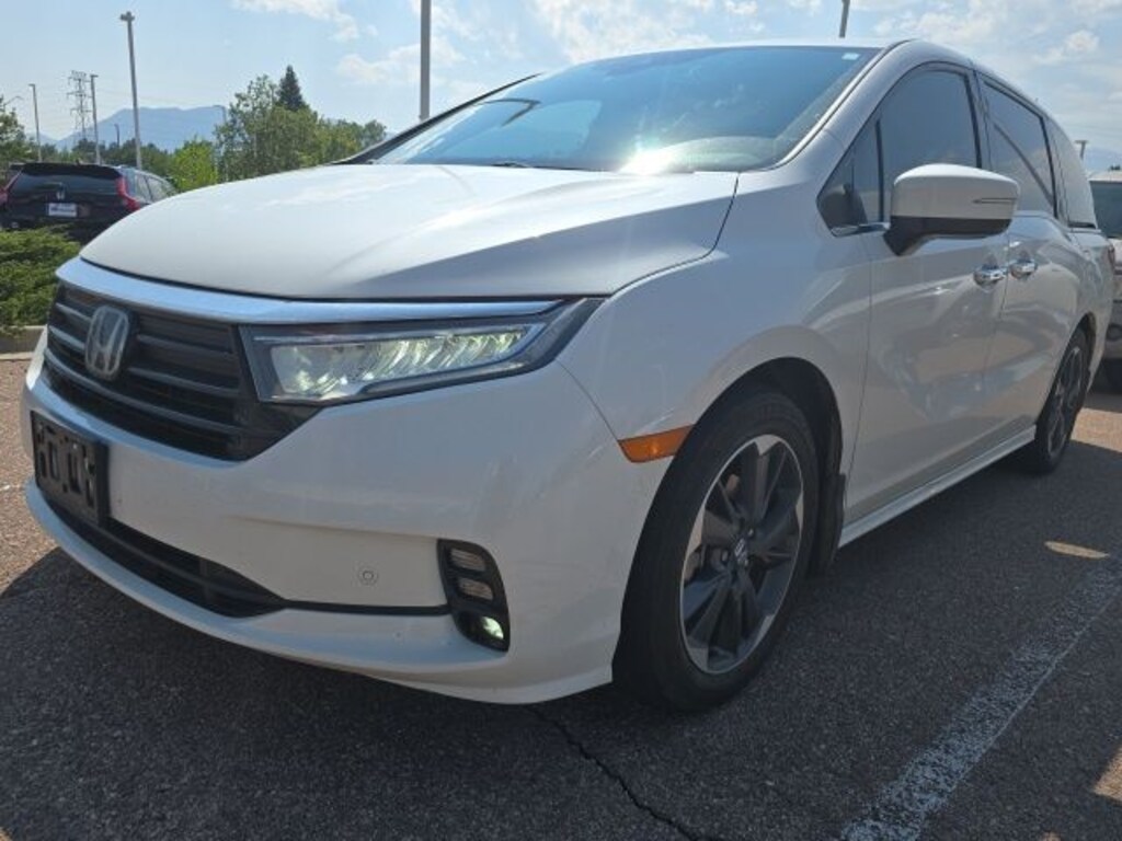 Certified 2023 Honda Odyssey Elite Van