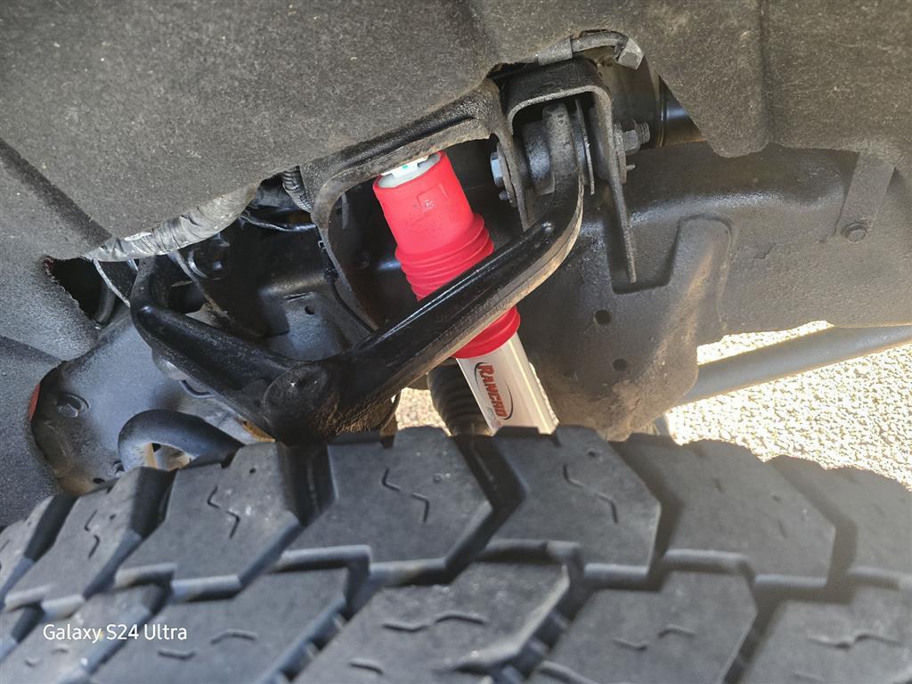 2017 Chevrolet Silverado 3500HD LTZ photo 3