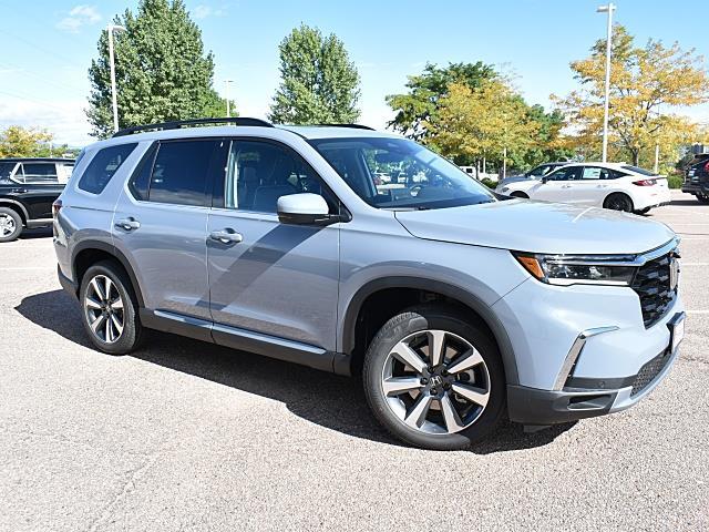 2025 Honda Pilot Elite photo 2