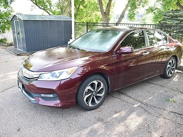 2017 Honda Accord EX-L photo 4