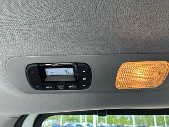 2023 Honda Odyssey Elite - Photo 17