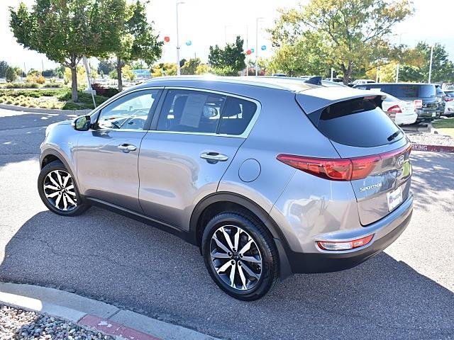 2017 Kia Sportage EX photo 4
