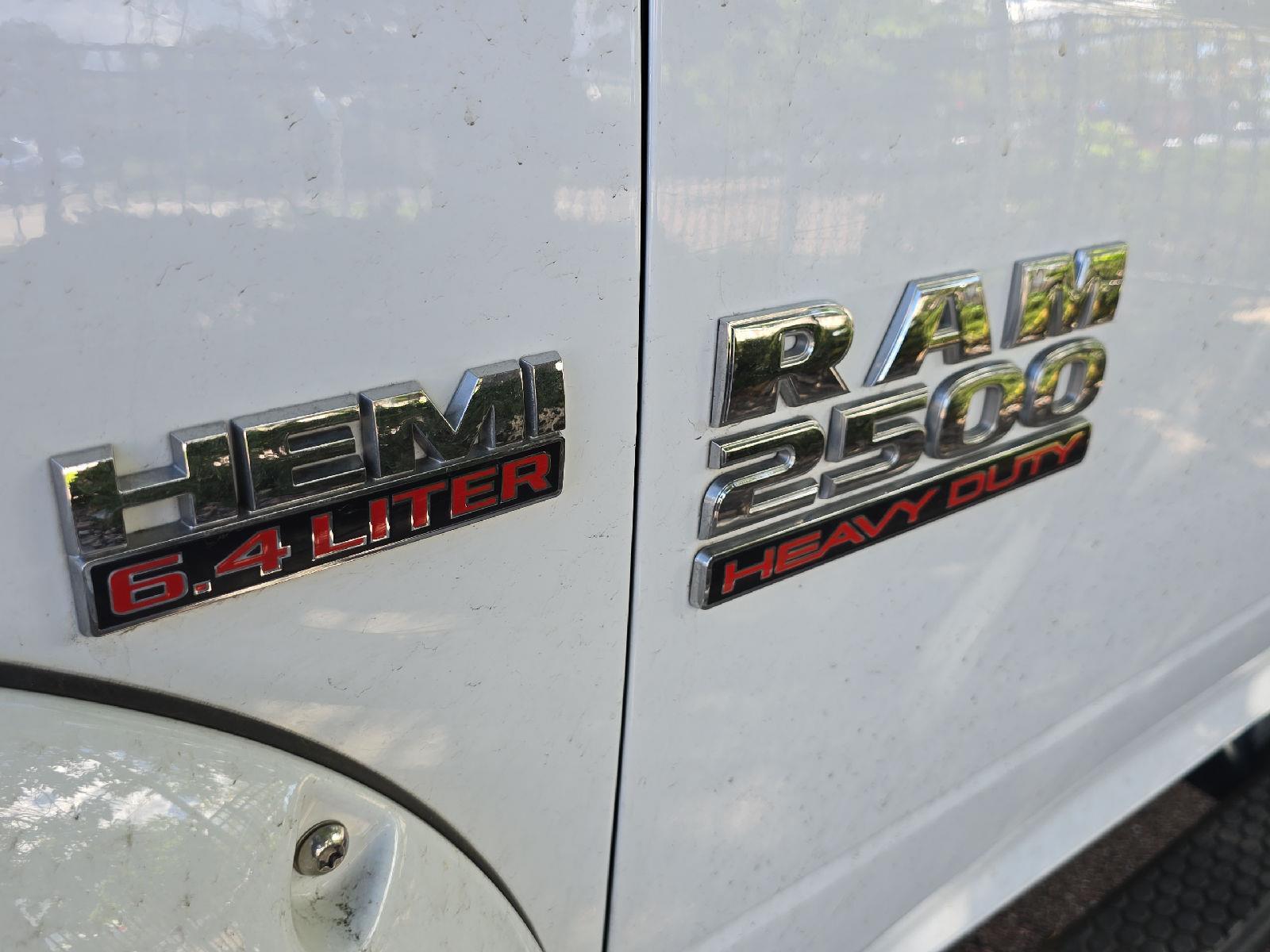 2016 Ram 2500 Tradesman photo 4