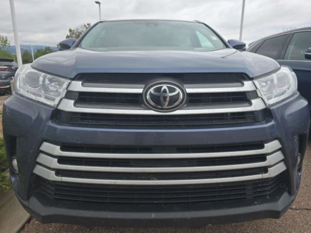Used 2019 Toyota Highlander XLE SUV
