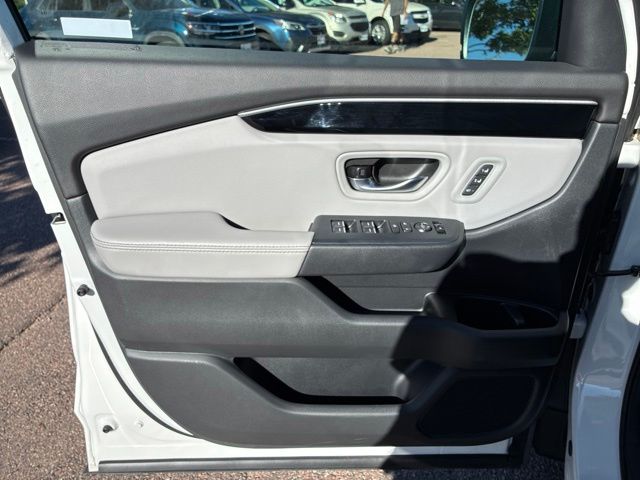 2025 Honda Pilot Touring - Photo 7