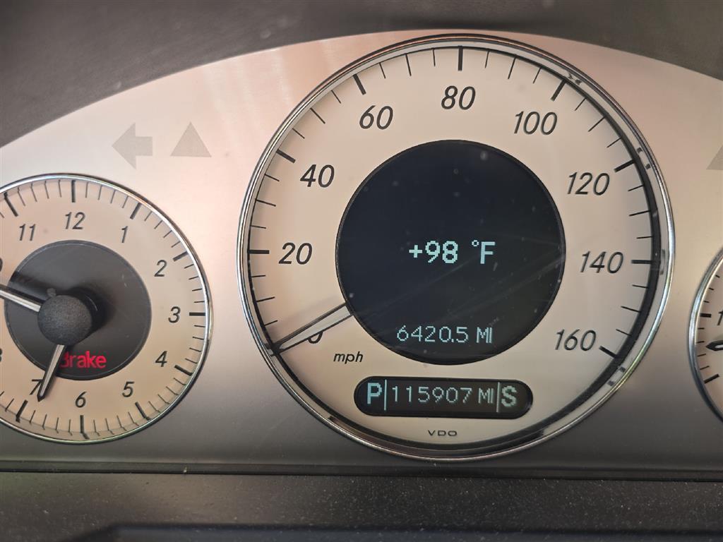 2008 Mercedes Benz E Sport Sedan photo 2