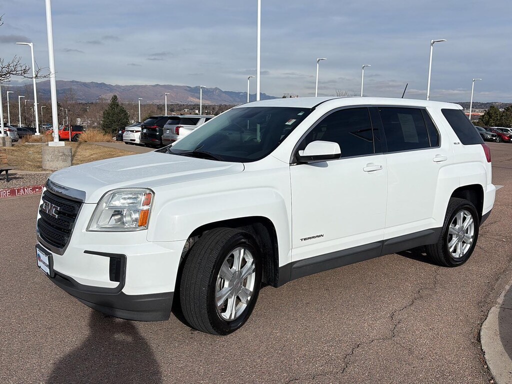 Used 2017 GMC Terrain SLE SUV