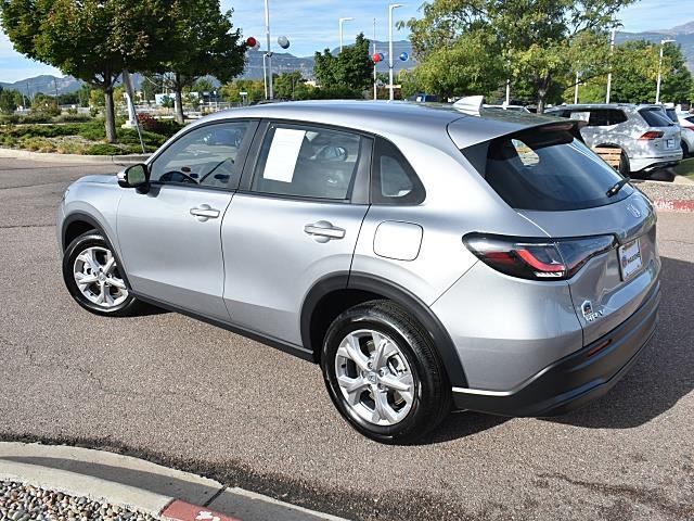 2025 Honda HR-V LX photo 2