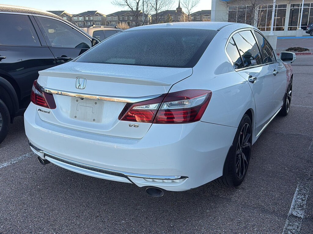 Used 2017 Honda Accord EX-L V6 Sedan