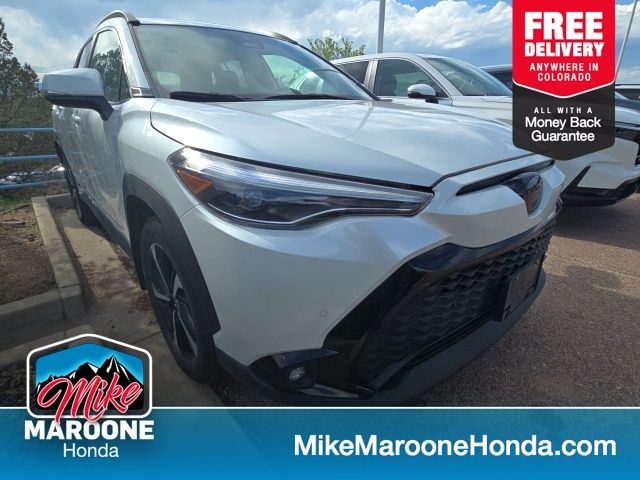 2024 Toyota Corolla Cross Hybrid XSE AWD's photo