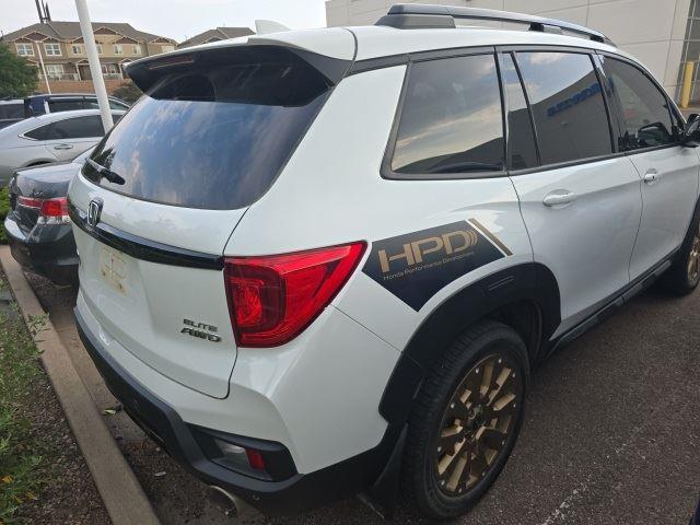 2022 Honda Passport Elite photo 2
