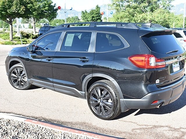 2022 Subaru Ascent Onyx Edition photo 2