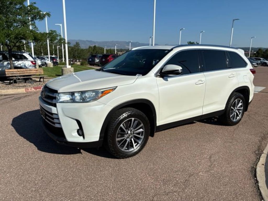 Used 2019 Toyota Highlander XLE SUV