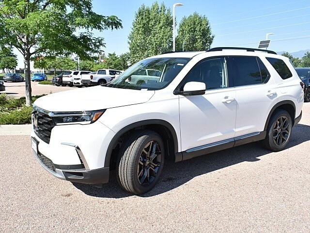 2025 Honda Pilot Touring photo 3