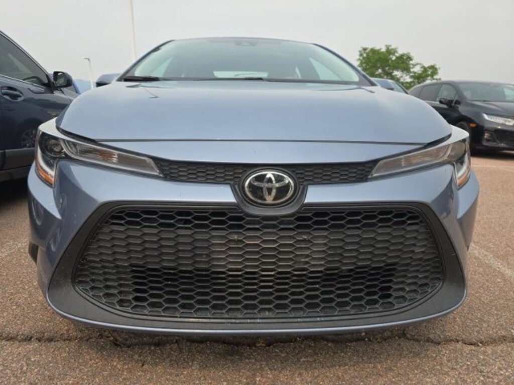 Used 2022 Toyota Corolla LE Sedan