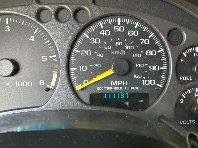 2001 Chevrolet S-10 Pickup photo 2