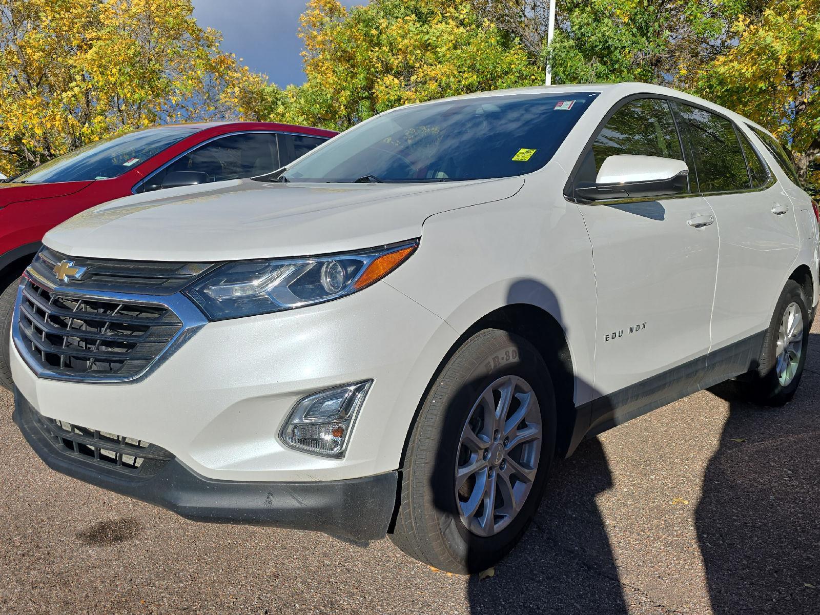 2019 Chevrolet Equinox LT photo 3