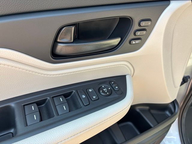 2026 Honda Odyssey EX-L - Photo 9