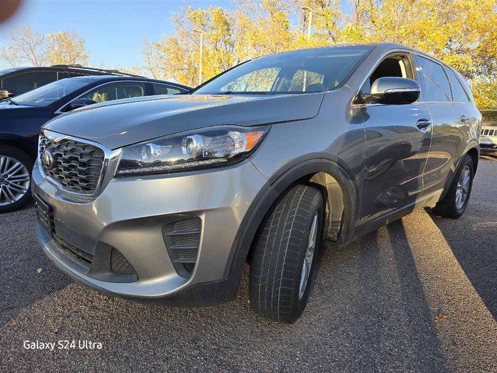 2019 Kia Sorento LX V6 photo 3