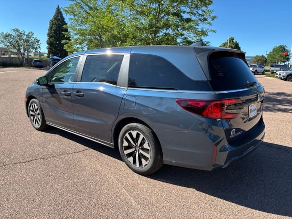 New 2026 Honda Odyssey EX-L Van Passenger