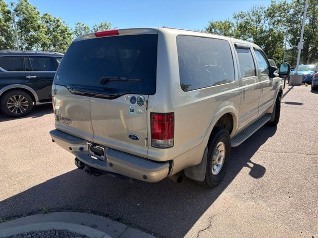 Used 2005 Ford Excursion Limited SUV