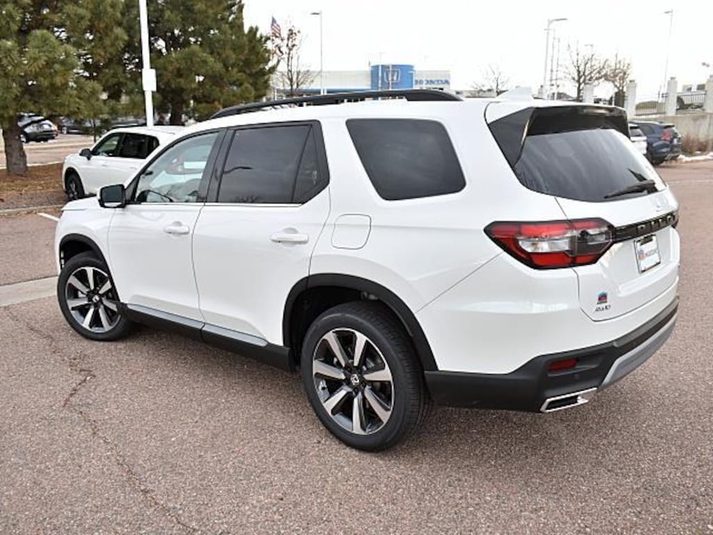 New 2025 Honda Pilot Touring SUV