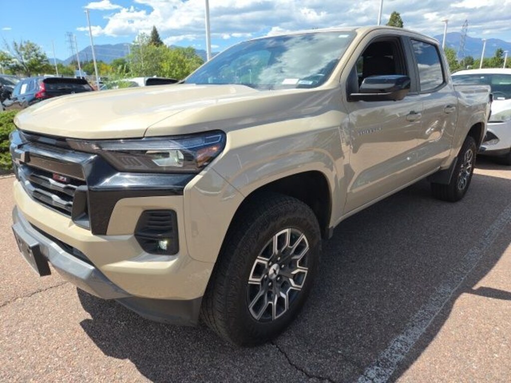Used 2024 Chevrolet Colorado Z71 Truck Crew Cab