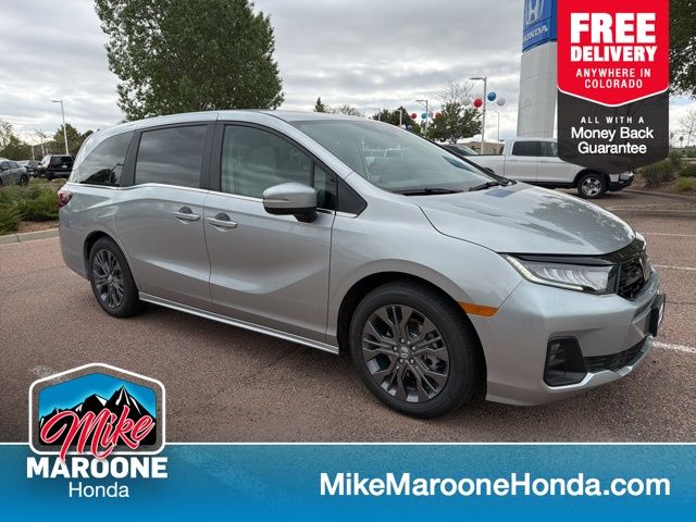 2026 Honda Odyssey Touring's photo