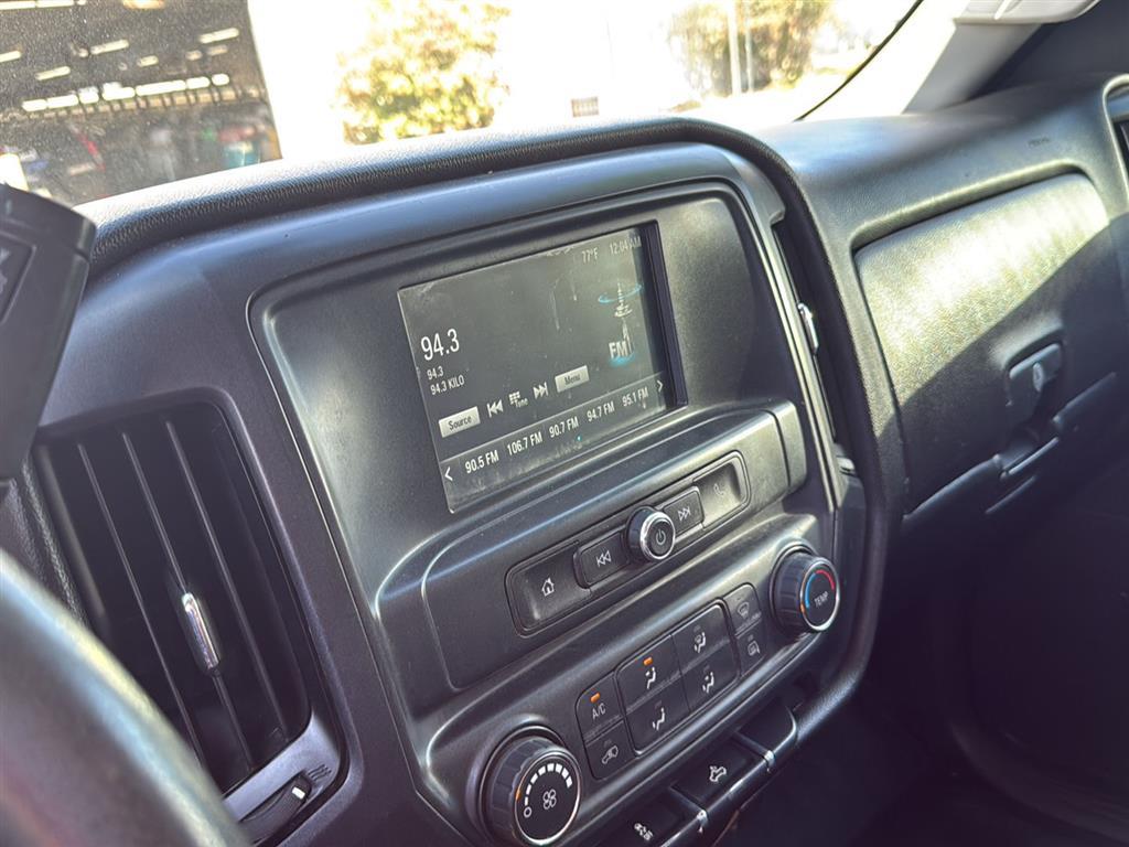 2019 Chevrolet Silverado 2500HD Work Truck photo 2
