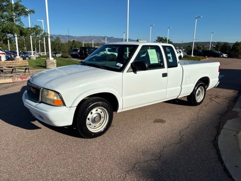 Used 2003 GMC Sonoma SL Truck Extended Cab