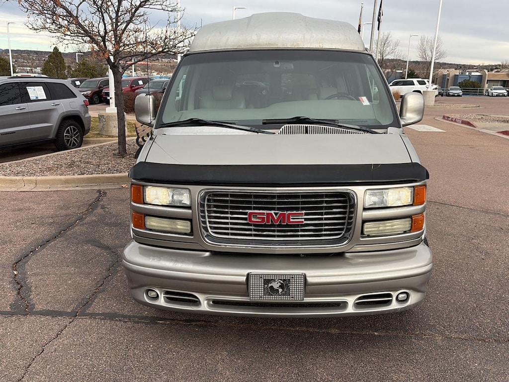 Used 2002 GMC Savana Regular Van G1500 Passenger Van