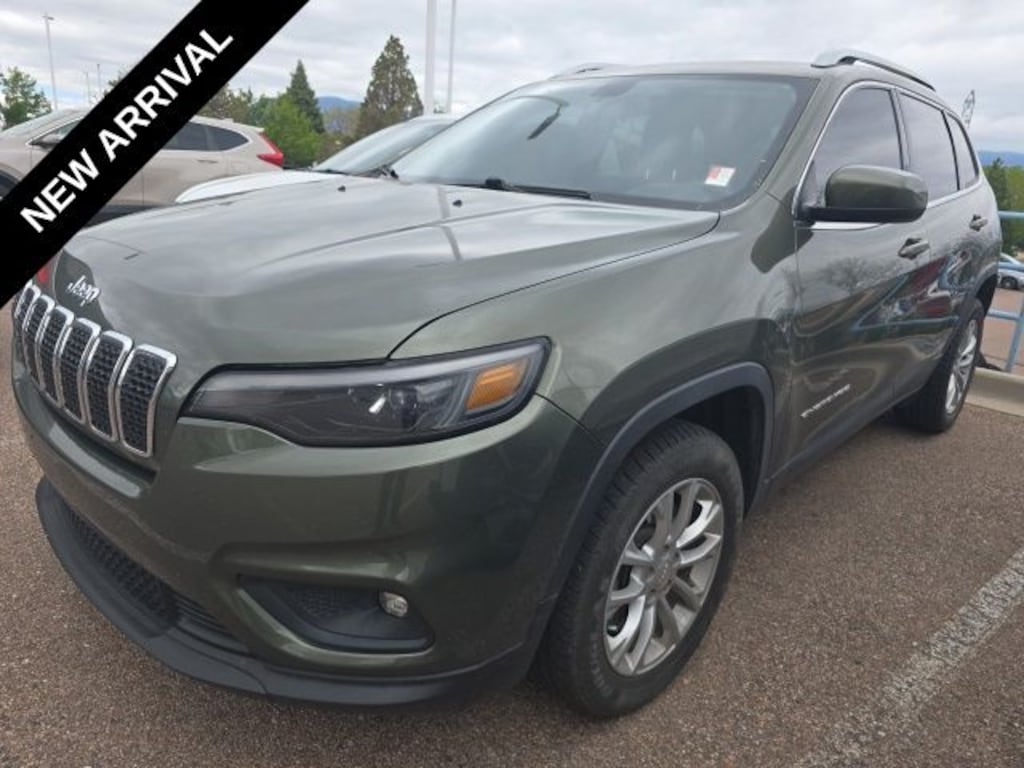 Used 2019 Jeep Cherokee Latitude SUV