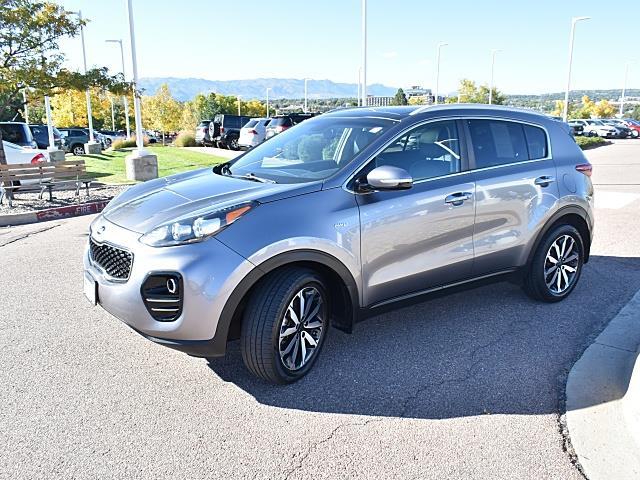 2017 Kia Sportage EX photo 3