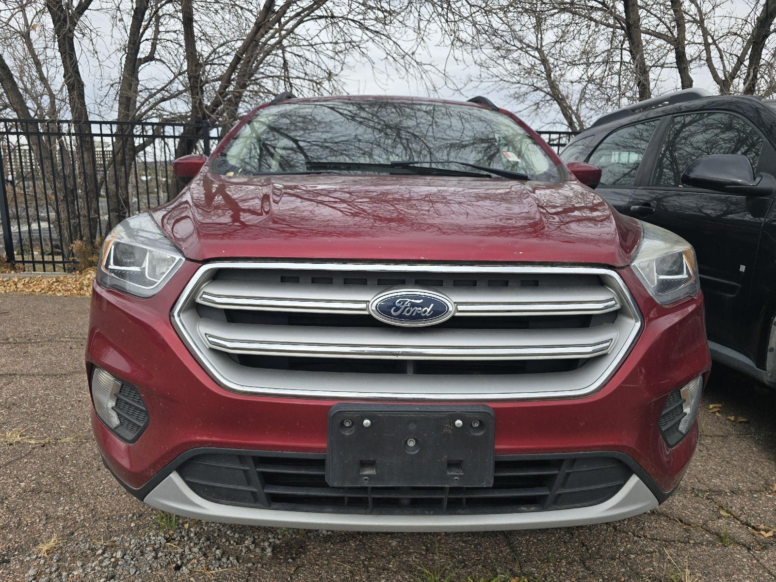 2018 Ford Escape SEL photo 2