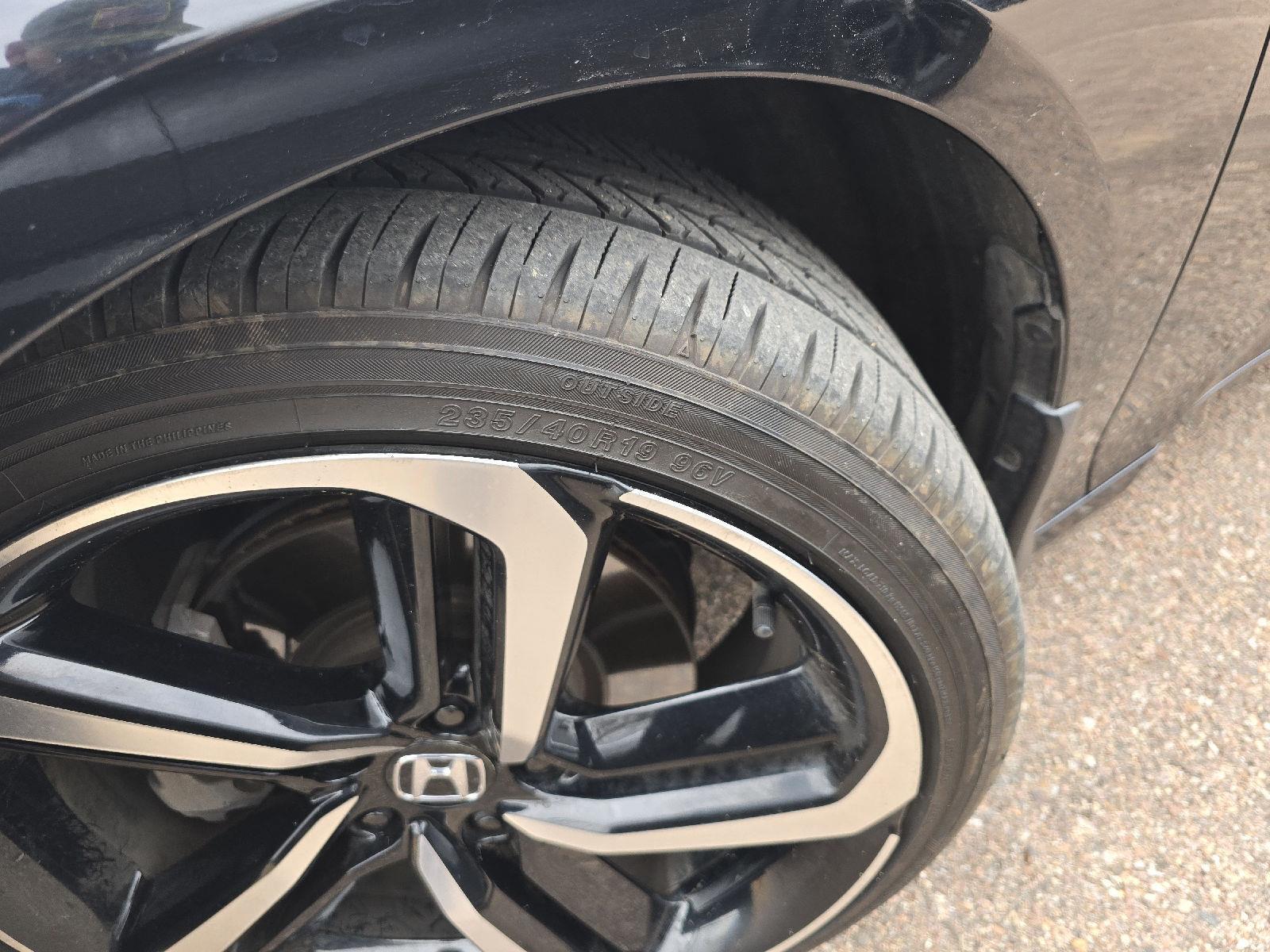 2021 Honda Accord Sport SE photo 2