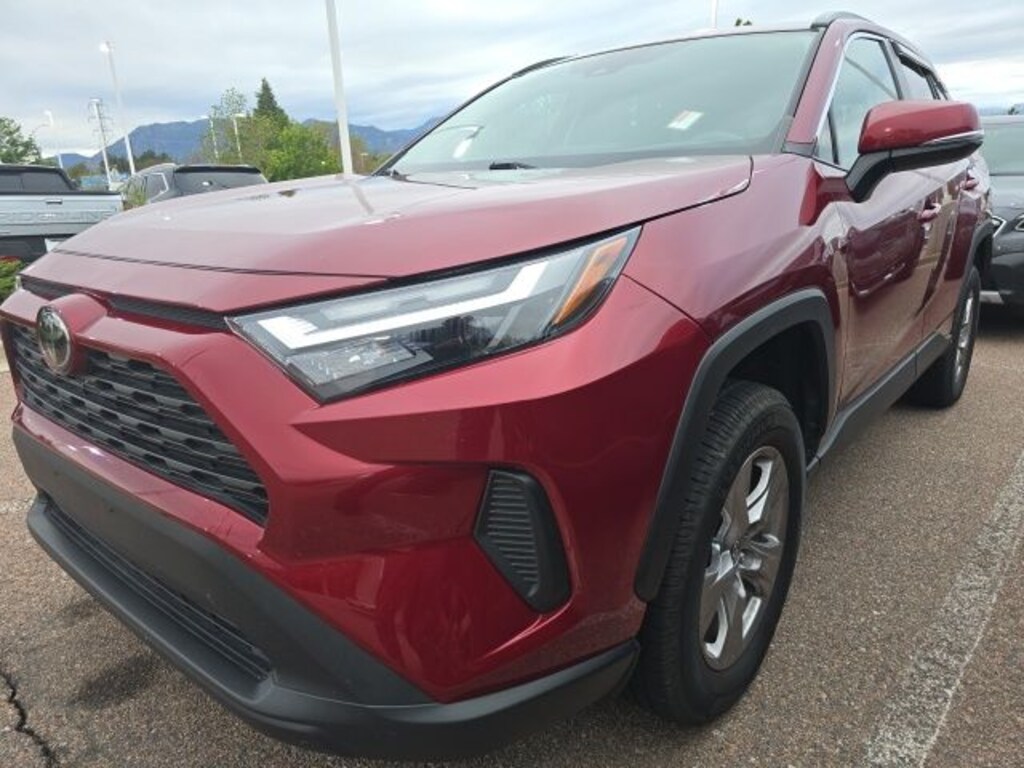 Used 2022 Toyota RAV4 XLE SUV