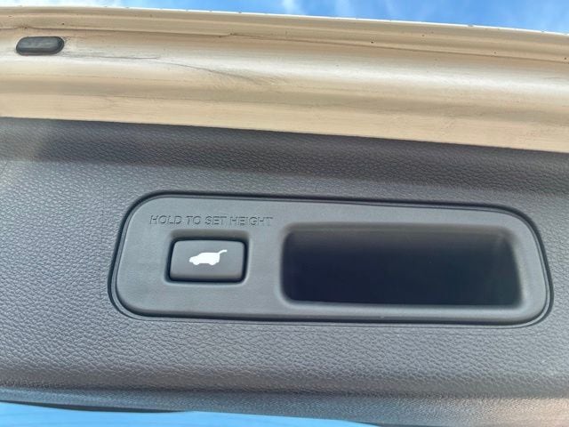 2023 Honda Odyssey Elite - Photo 47