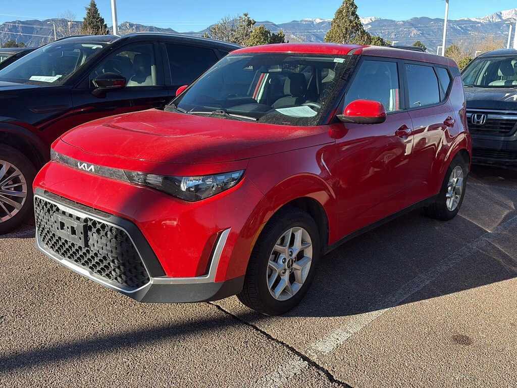 Used 2023 Kia Soul LX Hatchback