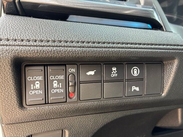 2023 Honda Odyssey Elite - Photo 23
