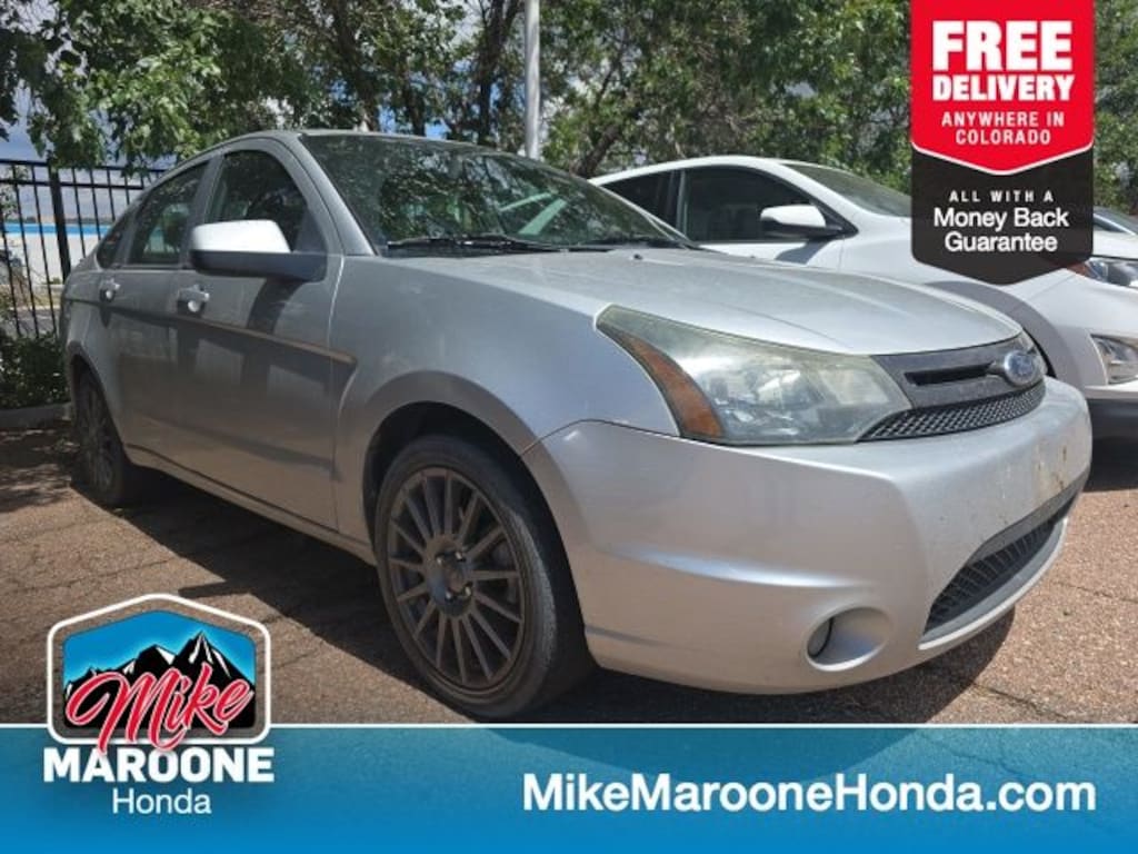 Used 2010 Ford Focus SES Sedan