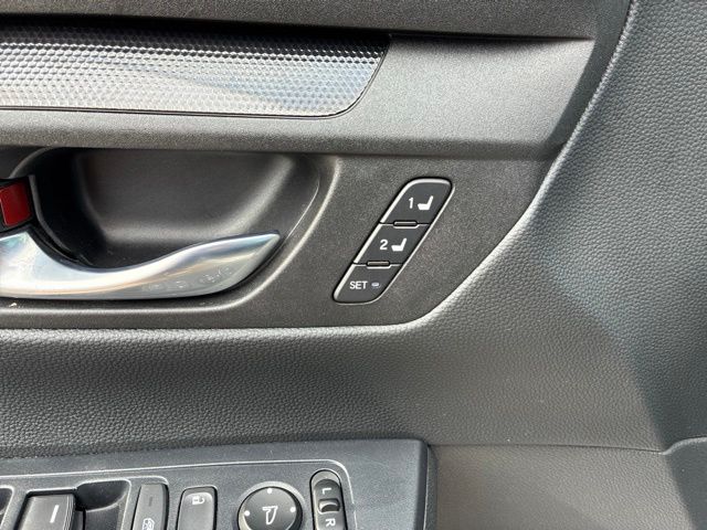 2025 Honda CR-V Sport-L - Photo 8