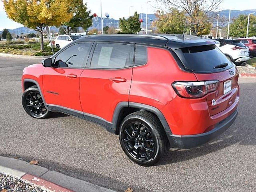 Used 2023 Jeep Compass Altitude SUV