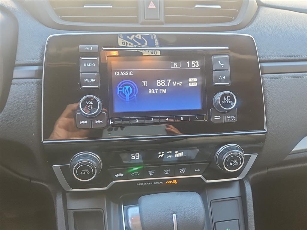 2019 Honda CR-V LX photo 4