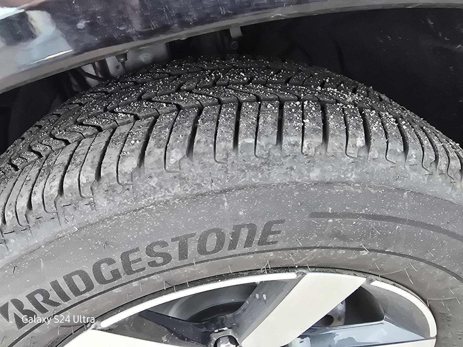 2025 Honda Prologue Touring photo 4