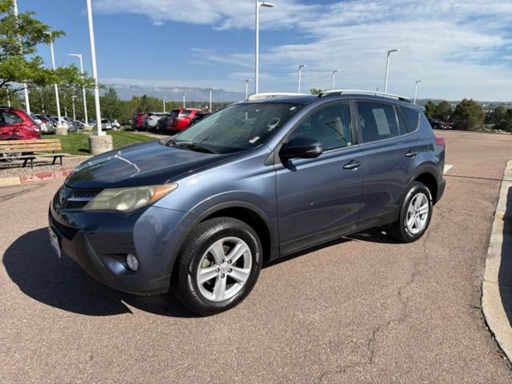 Used 2013 Toyota RAV4 XLE SUV