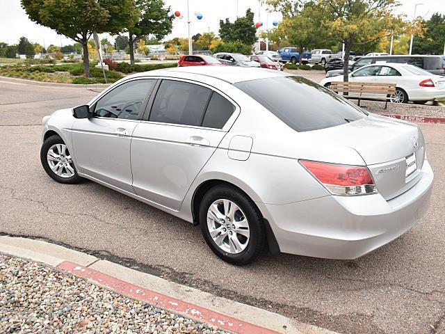 2010 Honda Accord LX-P photo 4
